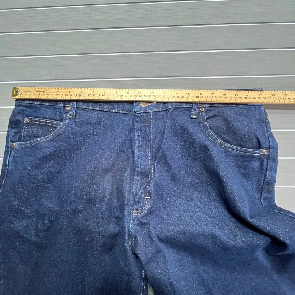 Wrangler Authentics Men's Dark Wash Straight Leg Denim Jeans Size 42x32‎